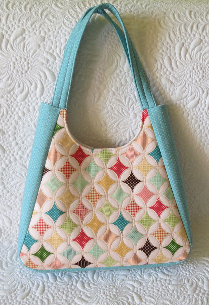 Tote bag pattern for roomy bags