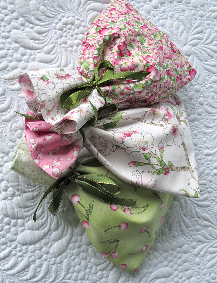 Drawstring bag tutorial - 10 minutes are required!