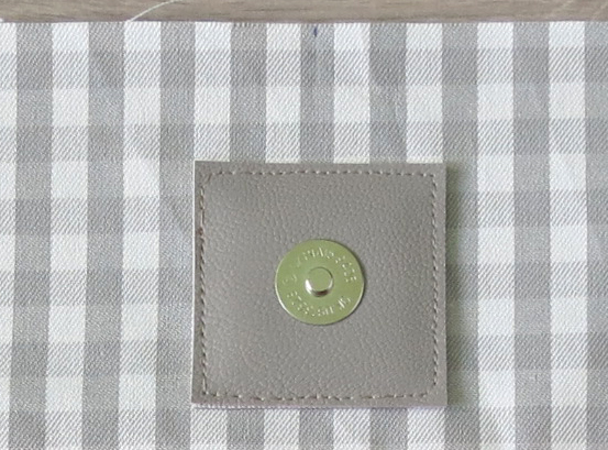 How to install magnetic snaps on bags