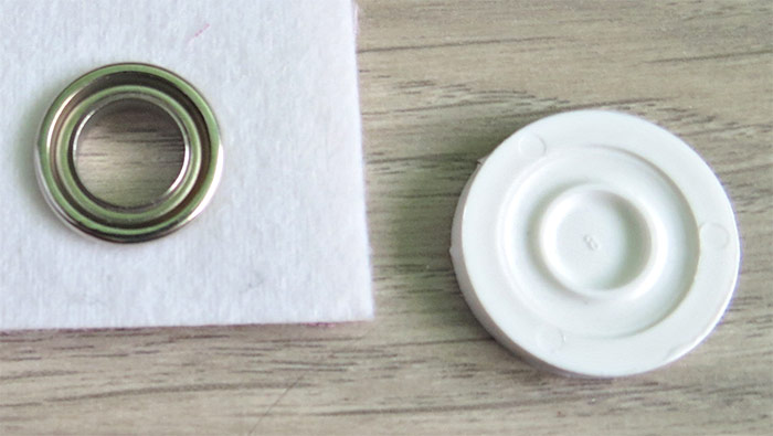 How to insert eyelets