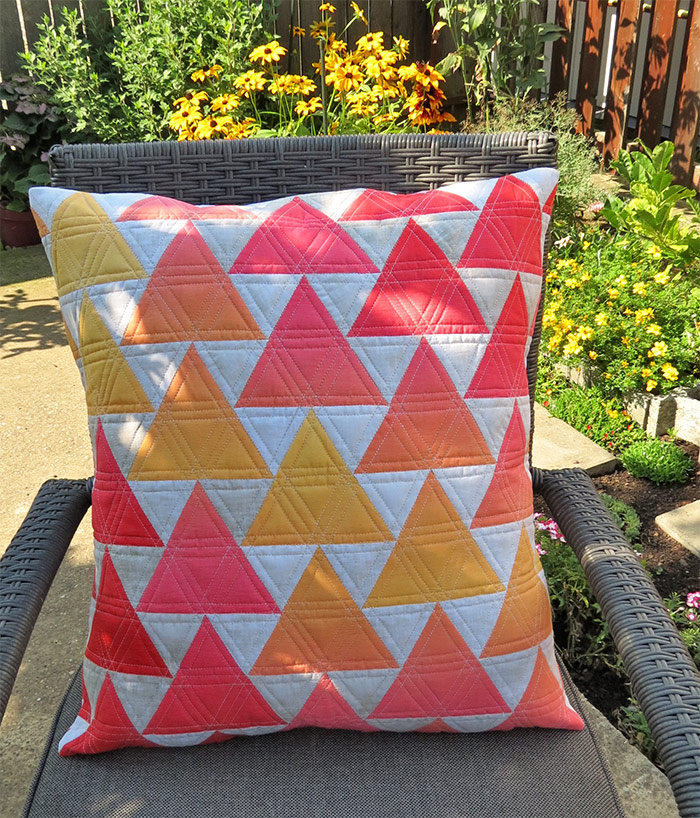 Triangle quilt pattern