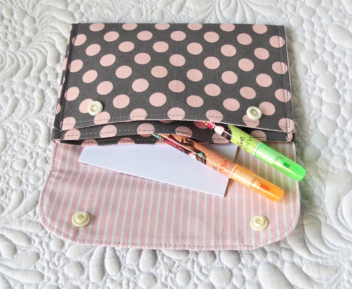 Three compartment pouch pattern