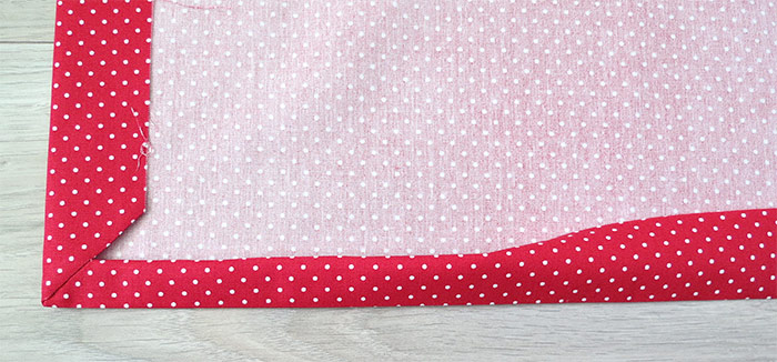 How to sew double sided fabric napkins with mitered corners