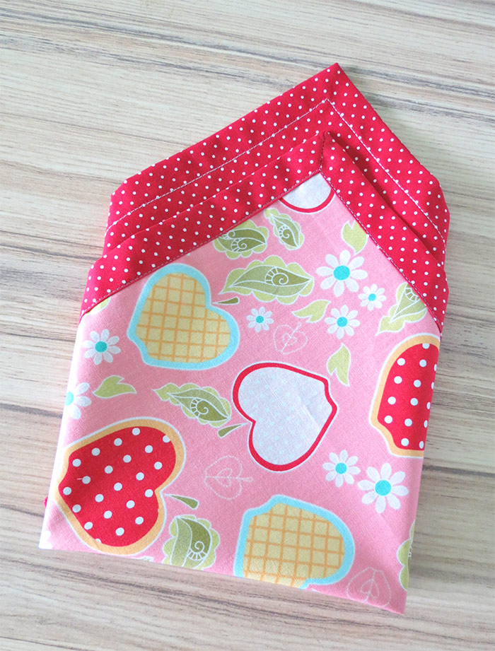 How to sew double sided fabric napkins with mitered corners