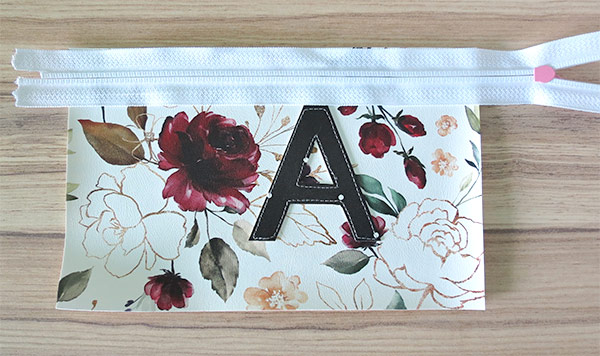 Monogram zipper pouch tutorial