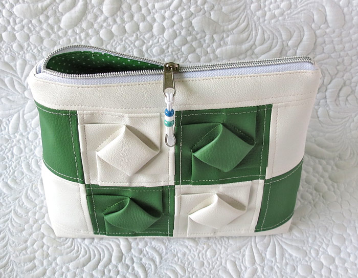 Textured pouch pattern
