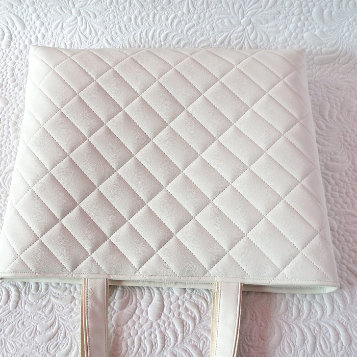 Charming Tote Bag Pattern