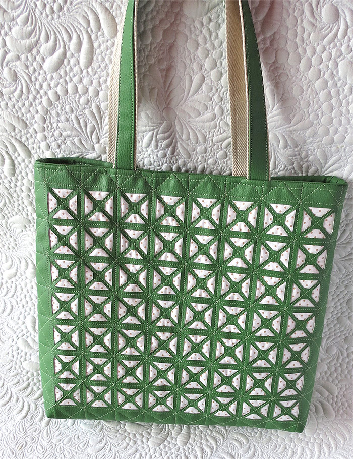 Charming Tote Bag Pattern