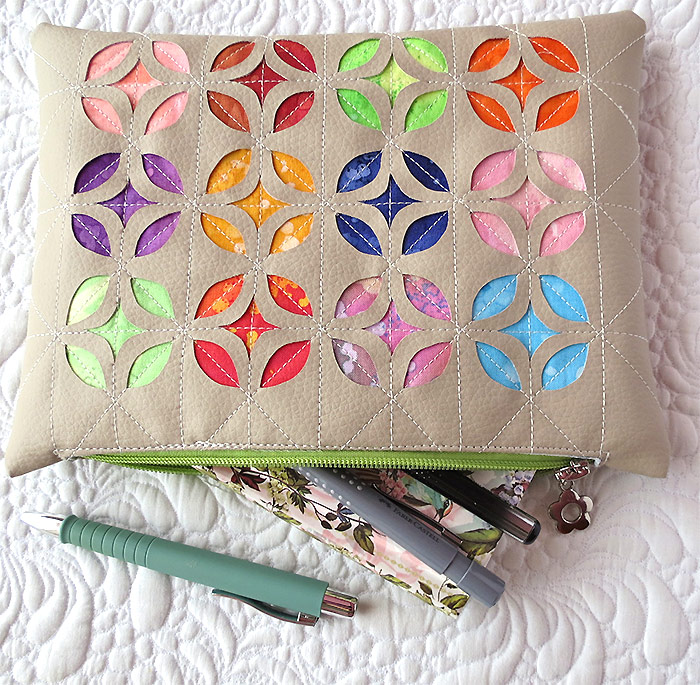 Cutout pouch pattern