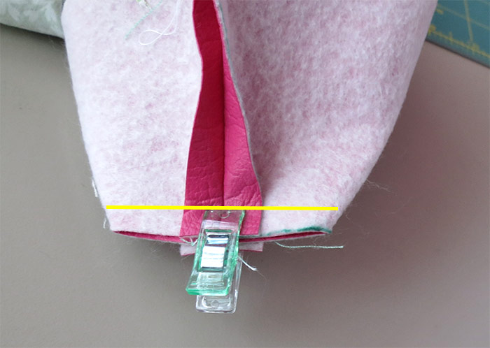 Easy zipper pouch tutorial