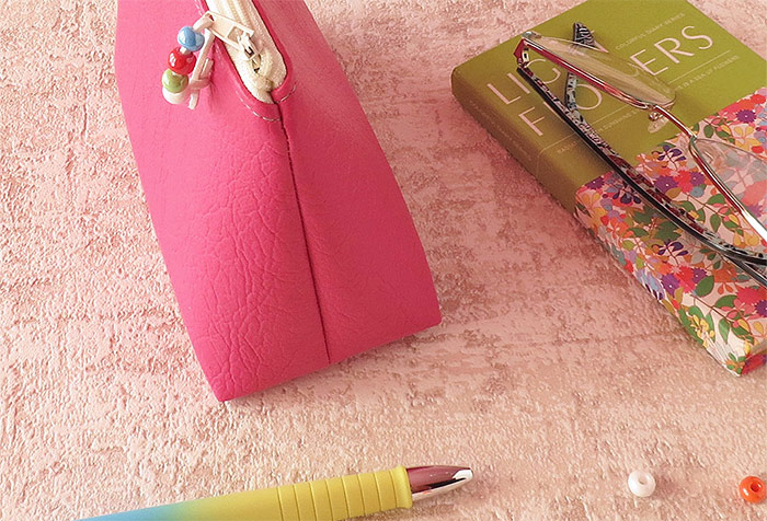 Easy zipper pouch tutorial
